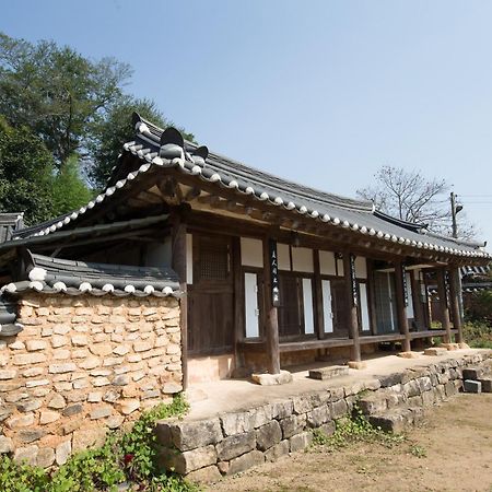 Jinrae Lee'S Traditional House Boseong Exterior photo